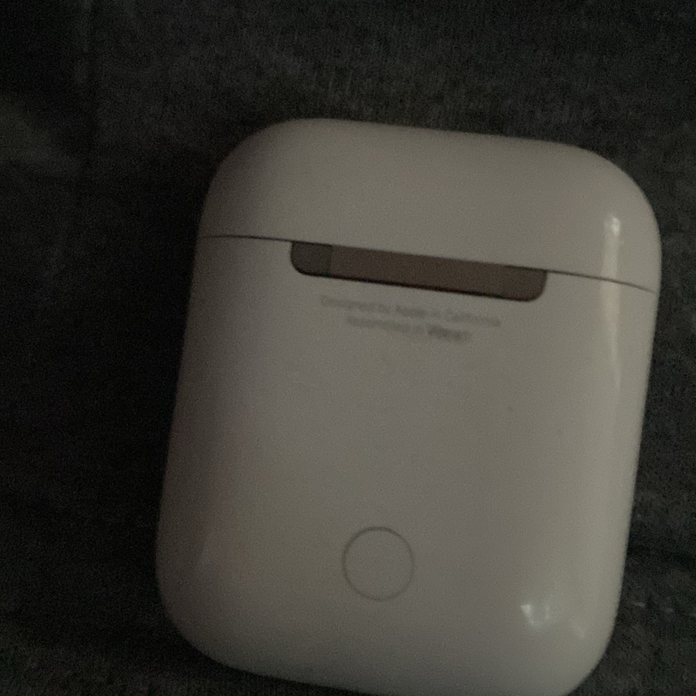 AirPods (2nd generation)-apple - Picture 2 of 4